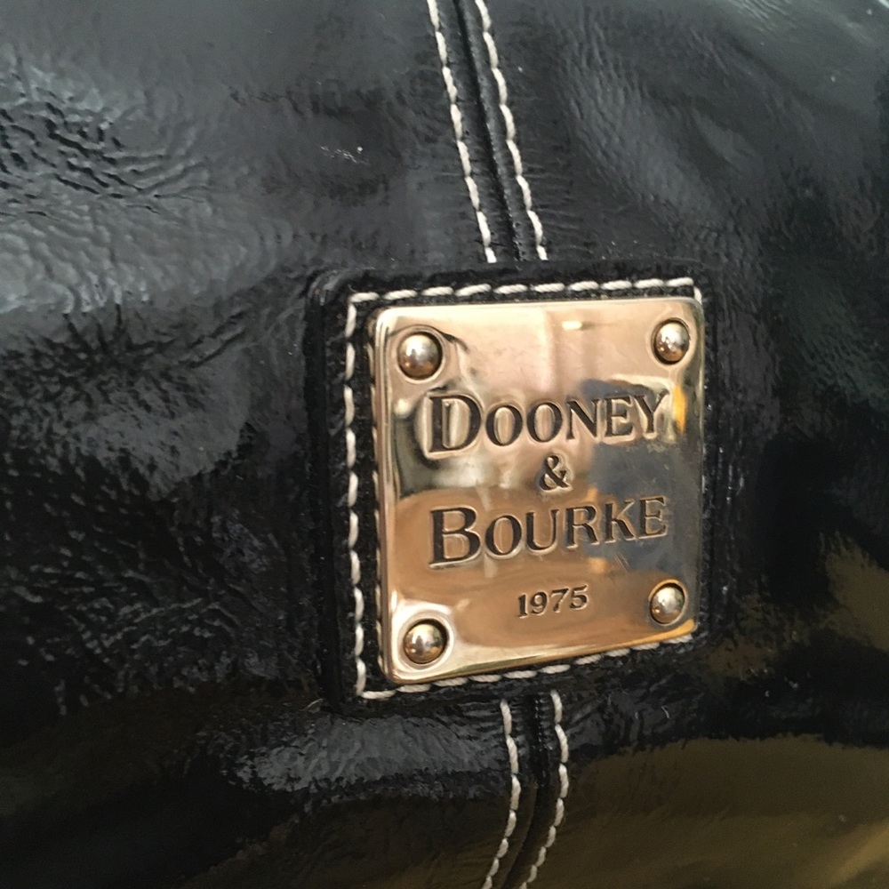 Dooney & Bourke - Picture 3 of 5